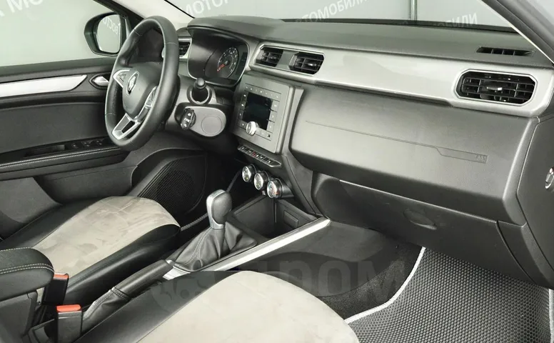 Renault Arkana, 1 поколение