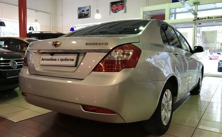 Geely Emgrand EC7
