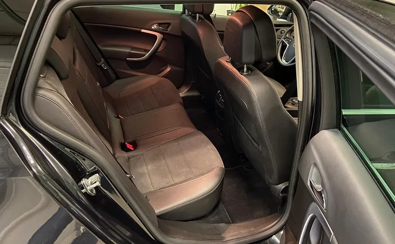 Opel Insignia I