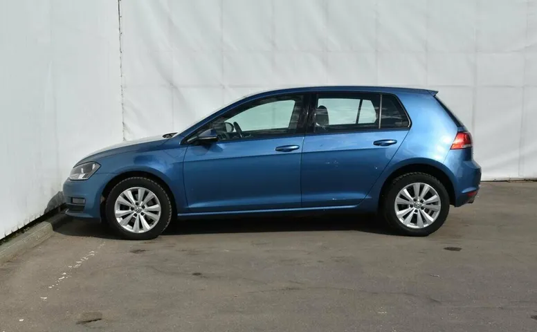 Volkswagen Golf VII