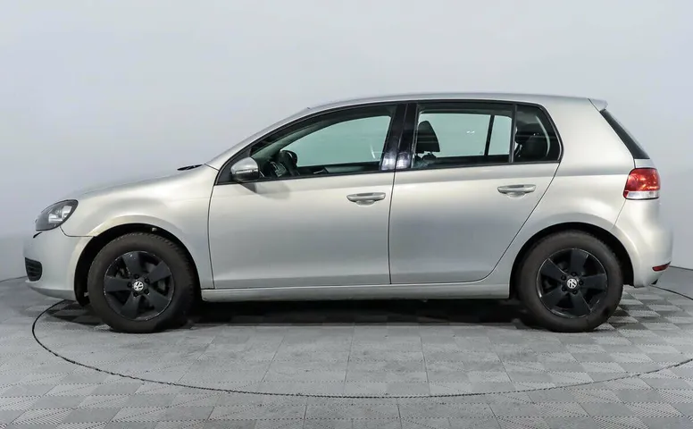 Volkswagen Golf VI