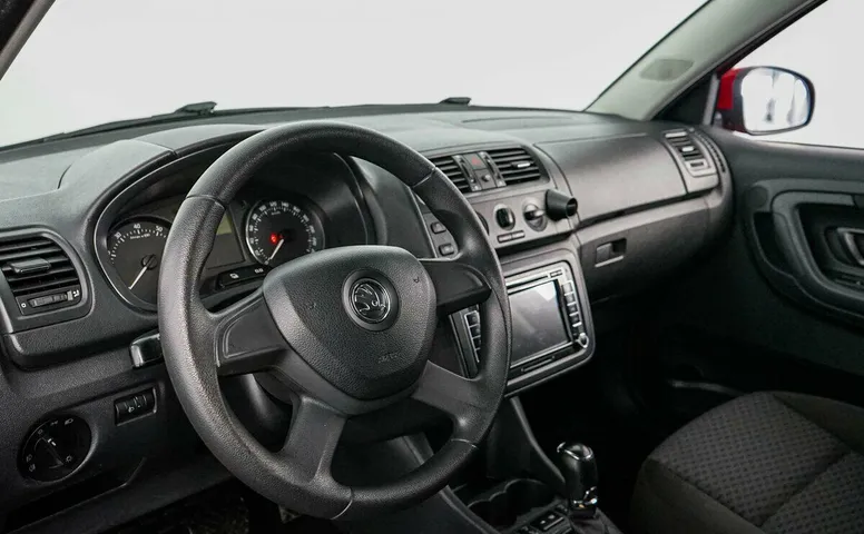 Skoda Fabia II Рестайлинг