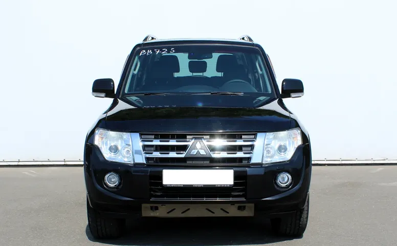 Mitsubishi Pajero IV Рестайлинг 1