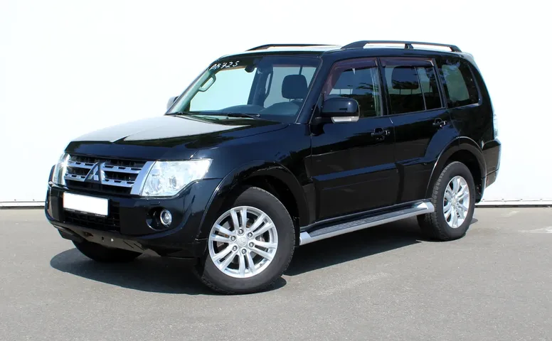 Mitsubishi Pajero IV Рестайлинг 1