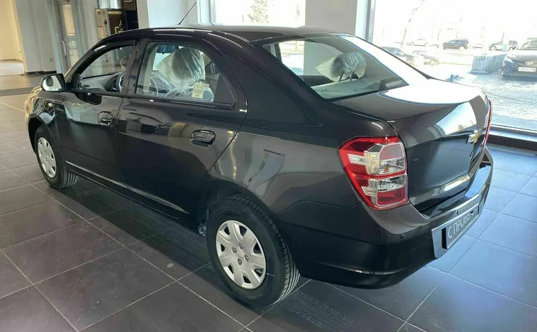 Chevrolet cobalt ii рестайлинг