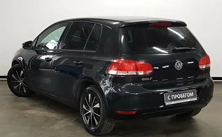 Volkswagen Golf VI