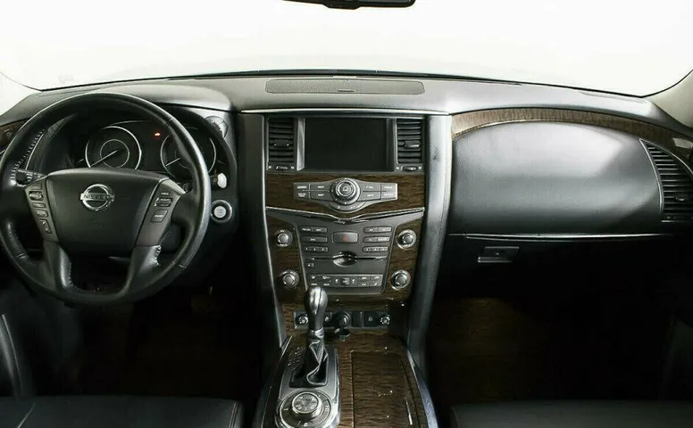Nissan Patrol 5.6 Автомат