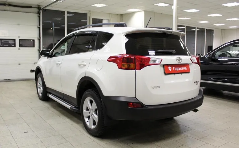 Toyota RAV 4 IV (CA40)