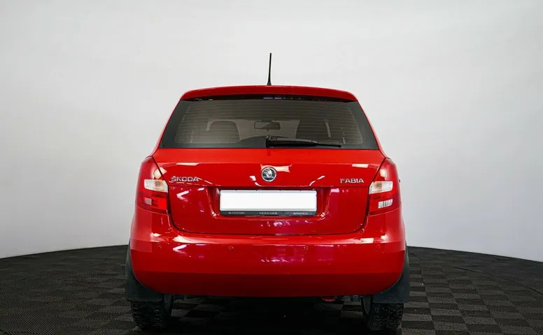 Skoda Fabia II Рестайлинг